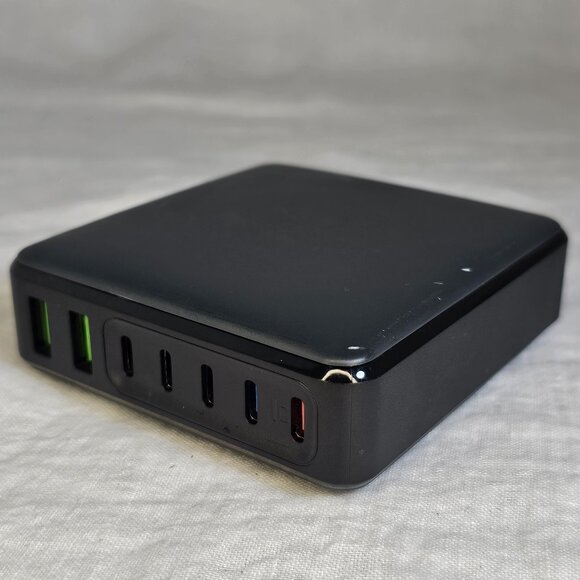 7-Port USB Hub USB-C USB-A Compact Charging Station Fast Desktop Charger - Picture 3 of 5